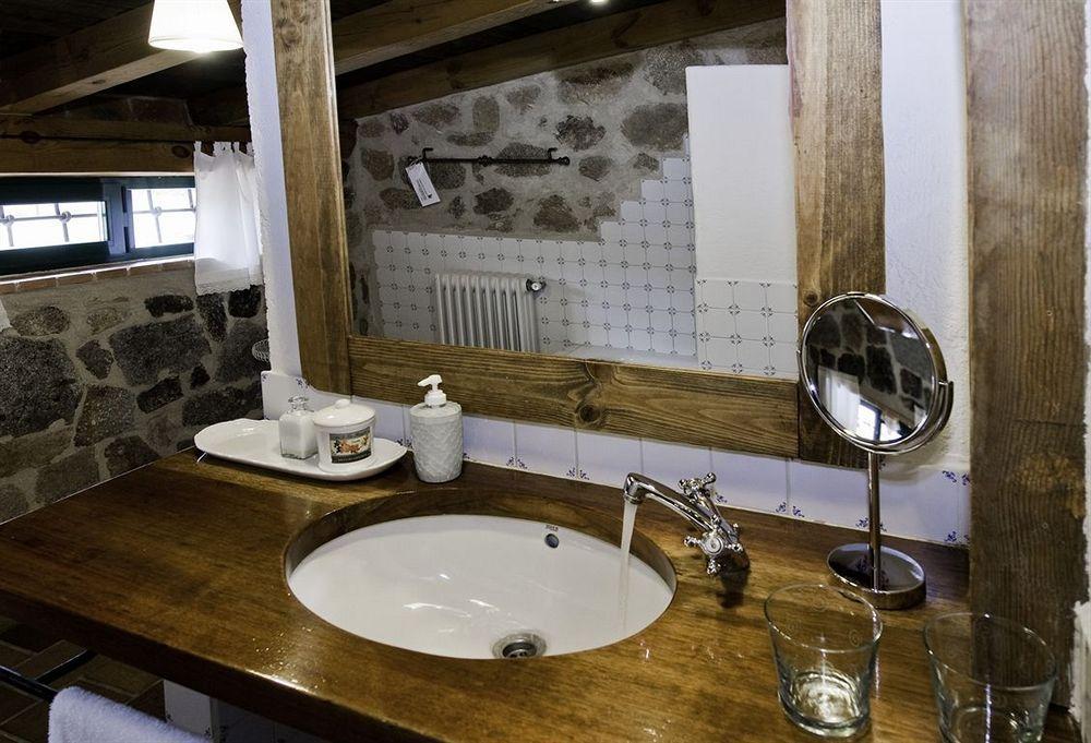 Гостевой дом Rusticae Molino De Los Gamusinos Тольбаньос Экстерьер фото